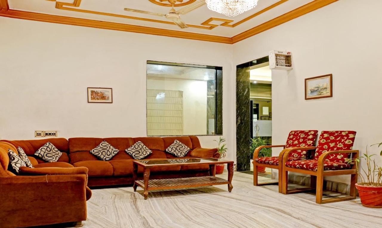 Treebo Trend Gupta Inn فاراناسي المظهر الخارجي الصورة