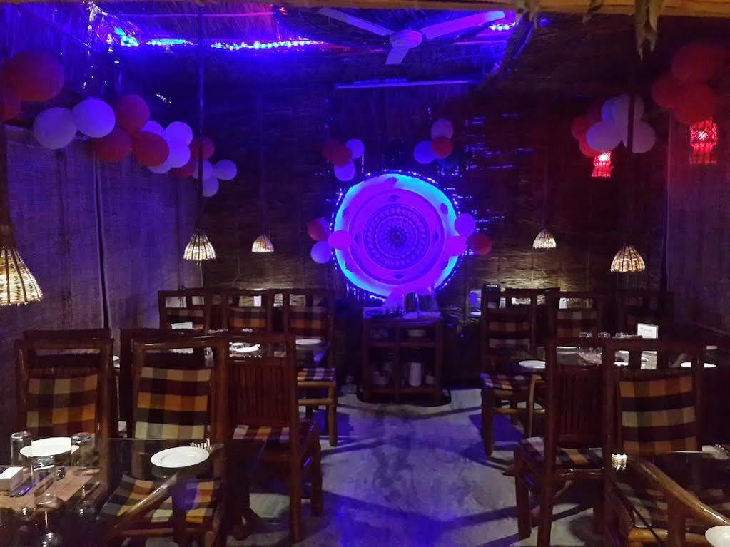 Treebo Trend Gupta Inn فاراناسي المظهر الخارجي الصورة